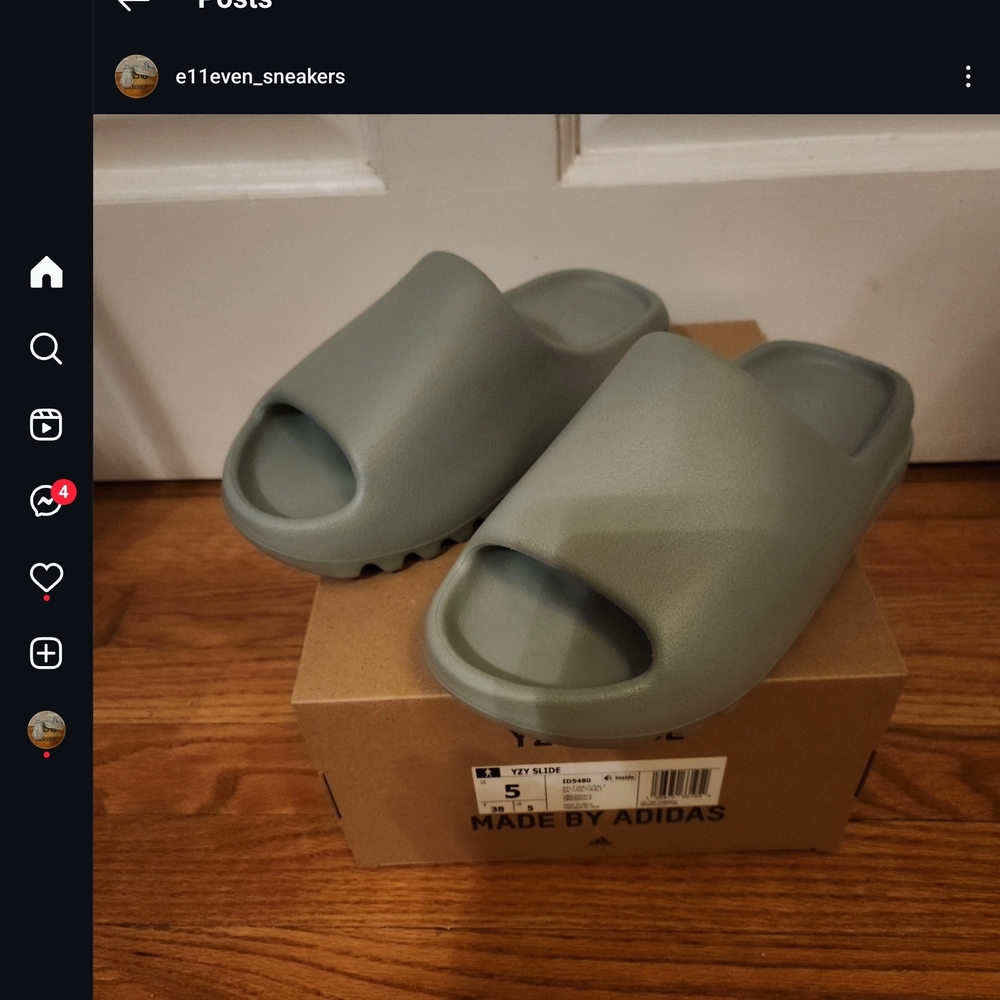 Adidas Yeezy Slide in Sage Green